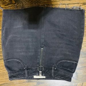 Denim black skirt